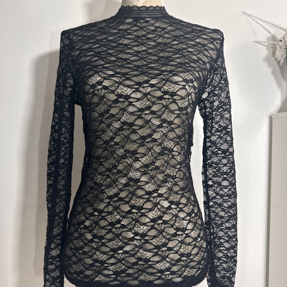 Vintage black lace turtle neck - Picture 2 of 4